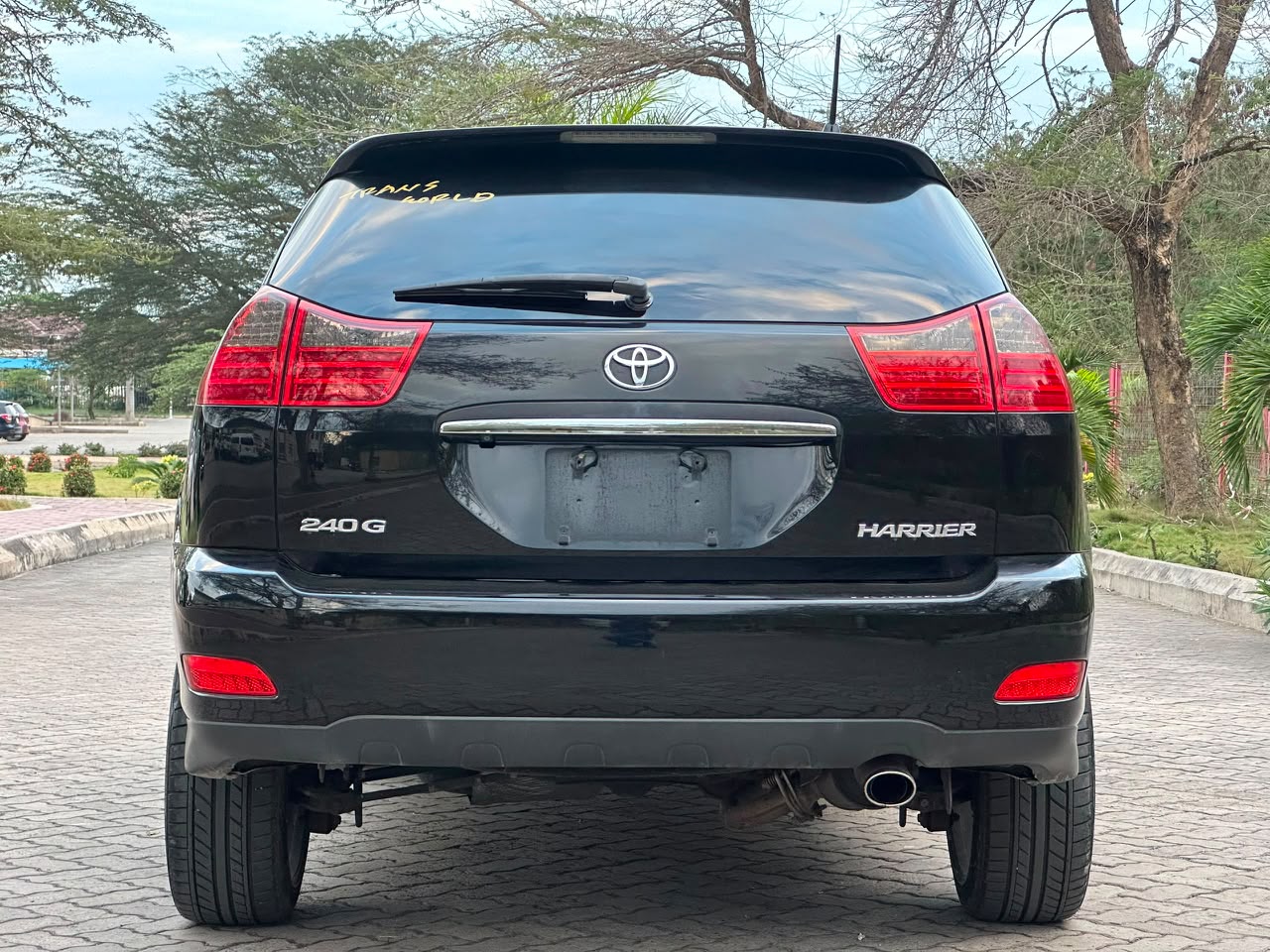 Toyota Harrier 240G thumbnail 8
